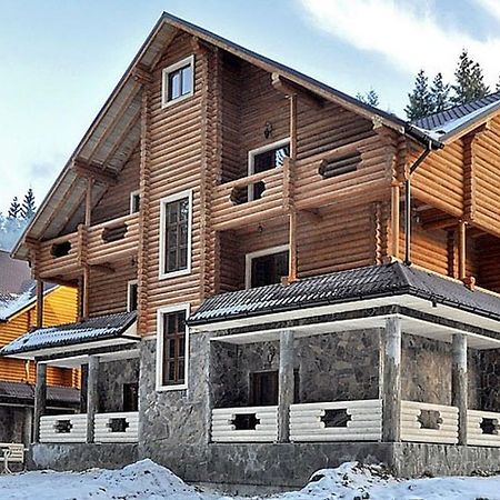 Gans Hotel Bukovel Bagian luar foto
